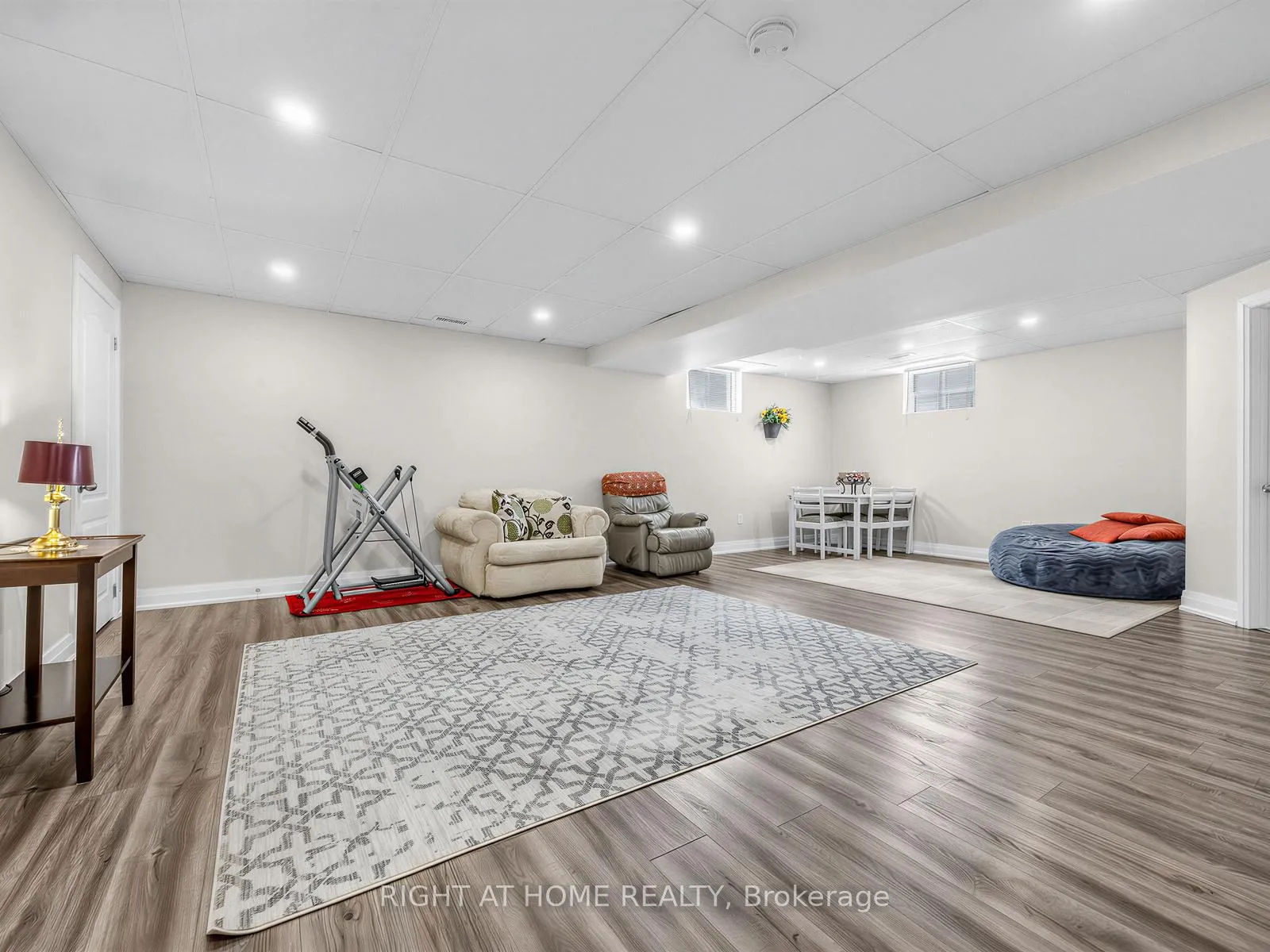 Photo 32 of 826 Booth Avenue, Innisfil, Alcona — HOMEH