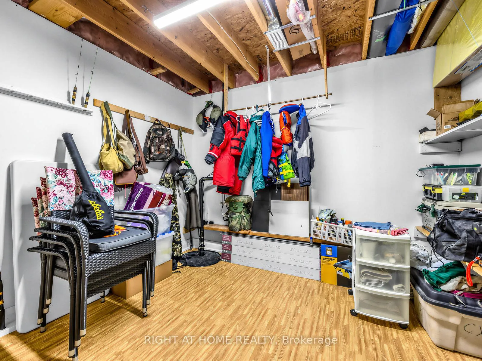 Photo 35 of 826 Booth Avenue, Innisfil, Alcona — HOMEH