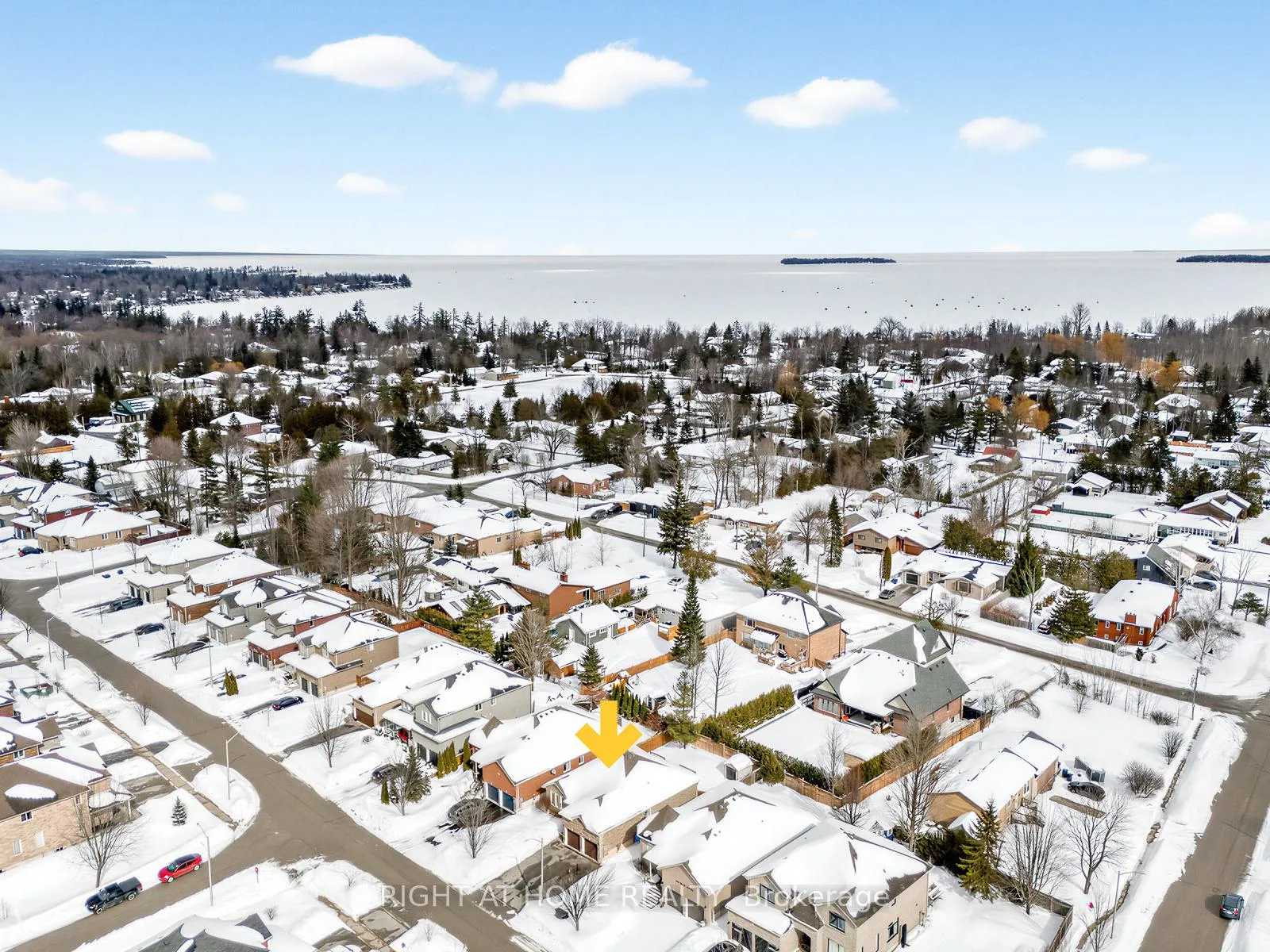 Photo 42 of 826 Booth Avenue, Innisfil, Alcona — HOMEH
