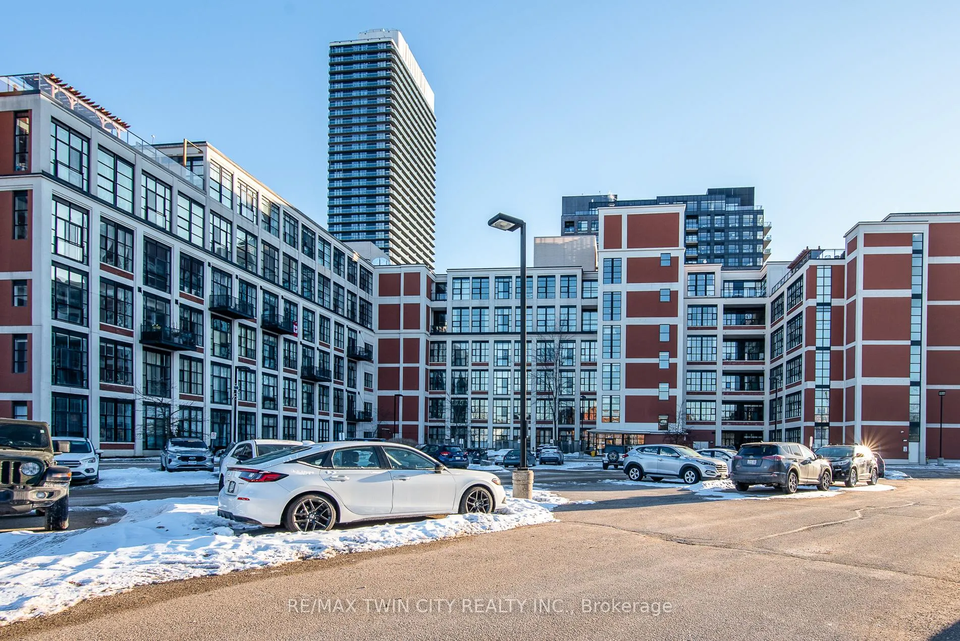 Photo 4 of Unit 104, 410 King Street W, Kitchener — HOMEH