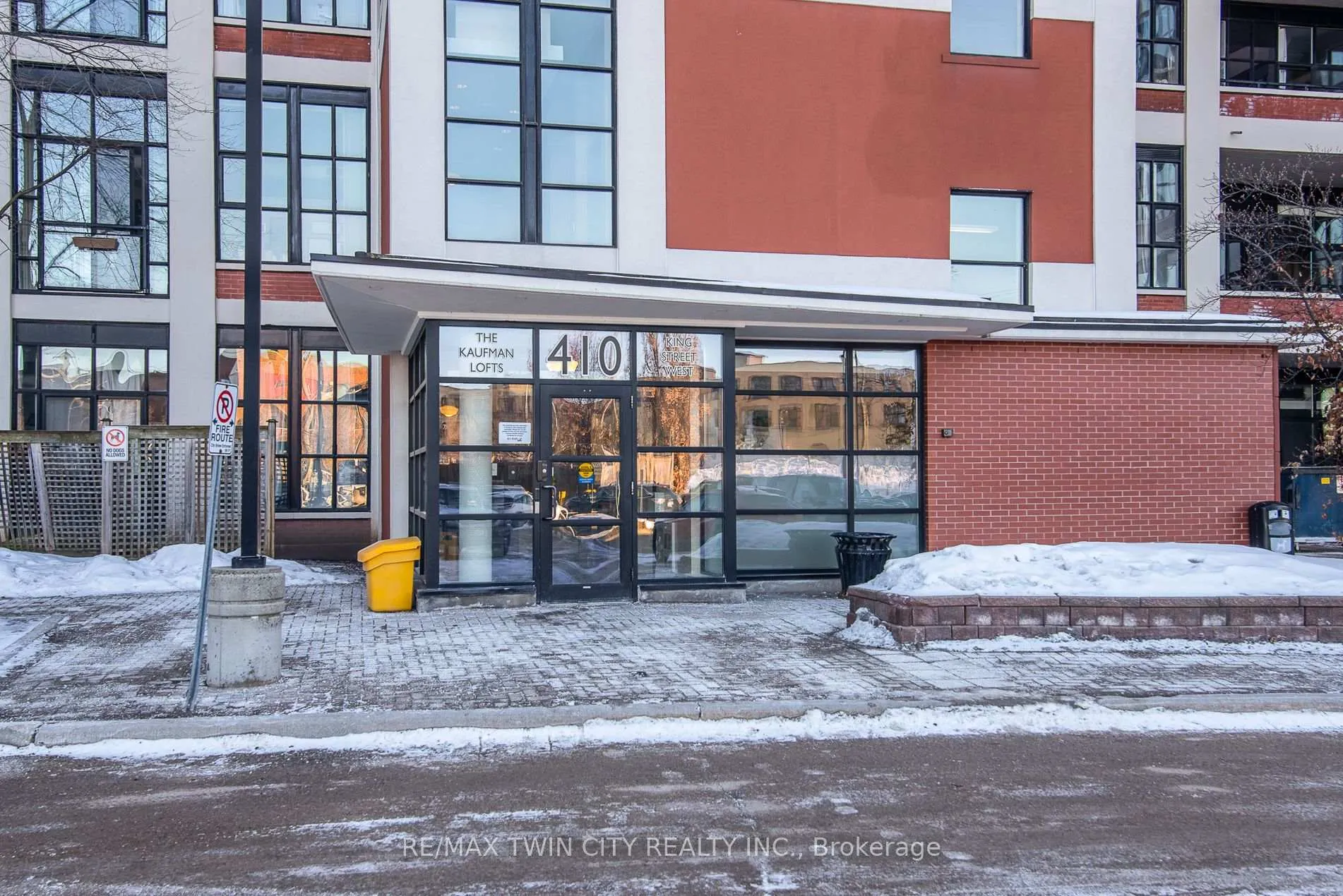 Photo 6 of Unit 104, 410 King Street W, Kitchener — HOMEH