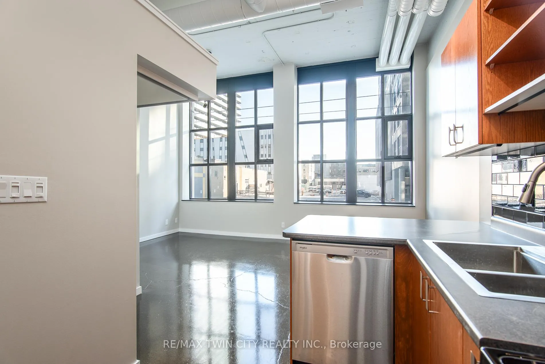 Photo 14 of Unit 104, 410 King Street W, Kitchener — HOMEH