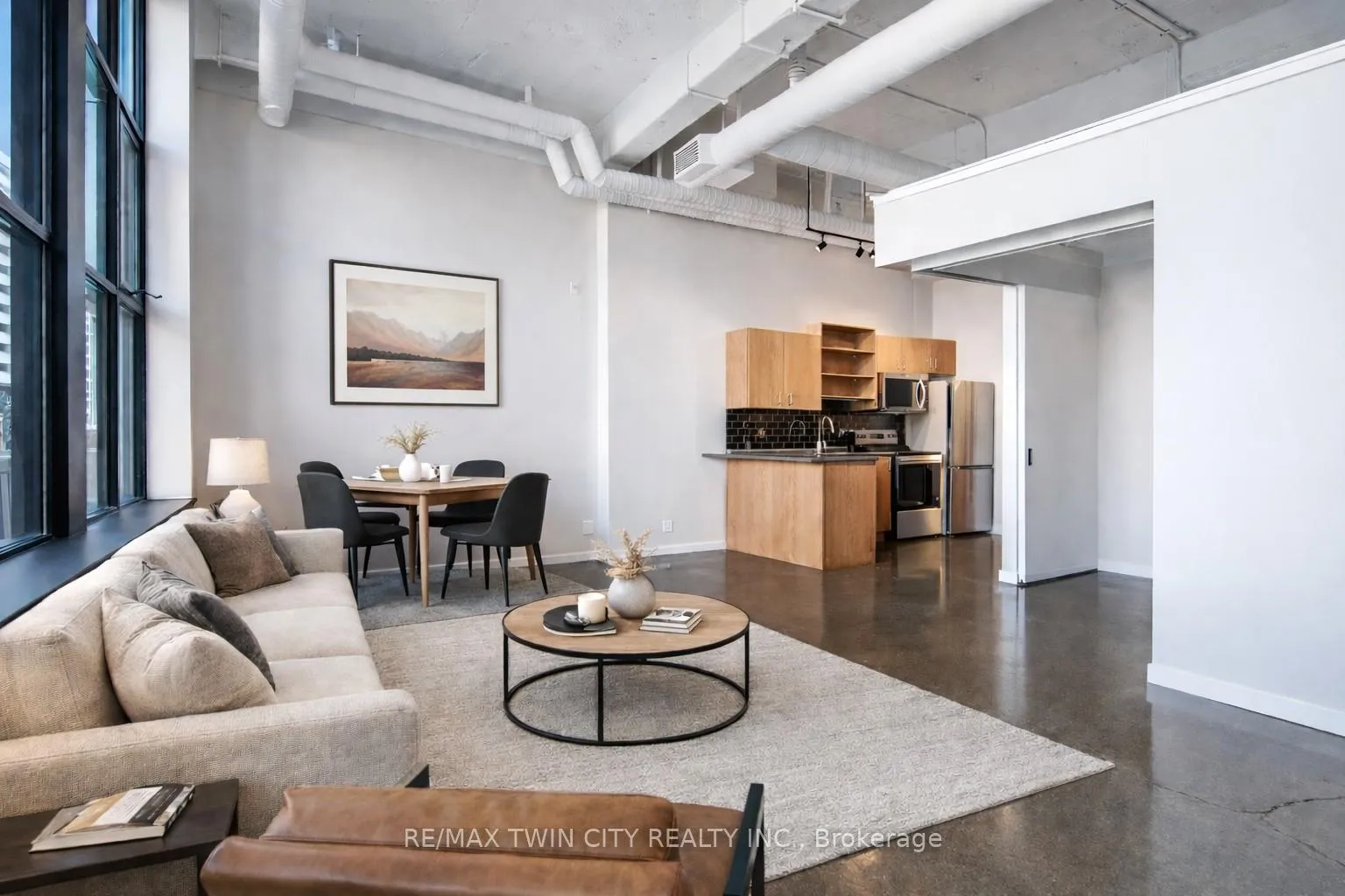 Photo 19 of Unit 104, 410 King Street W, Kitchener — HOMEH