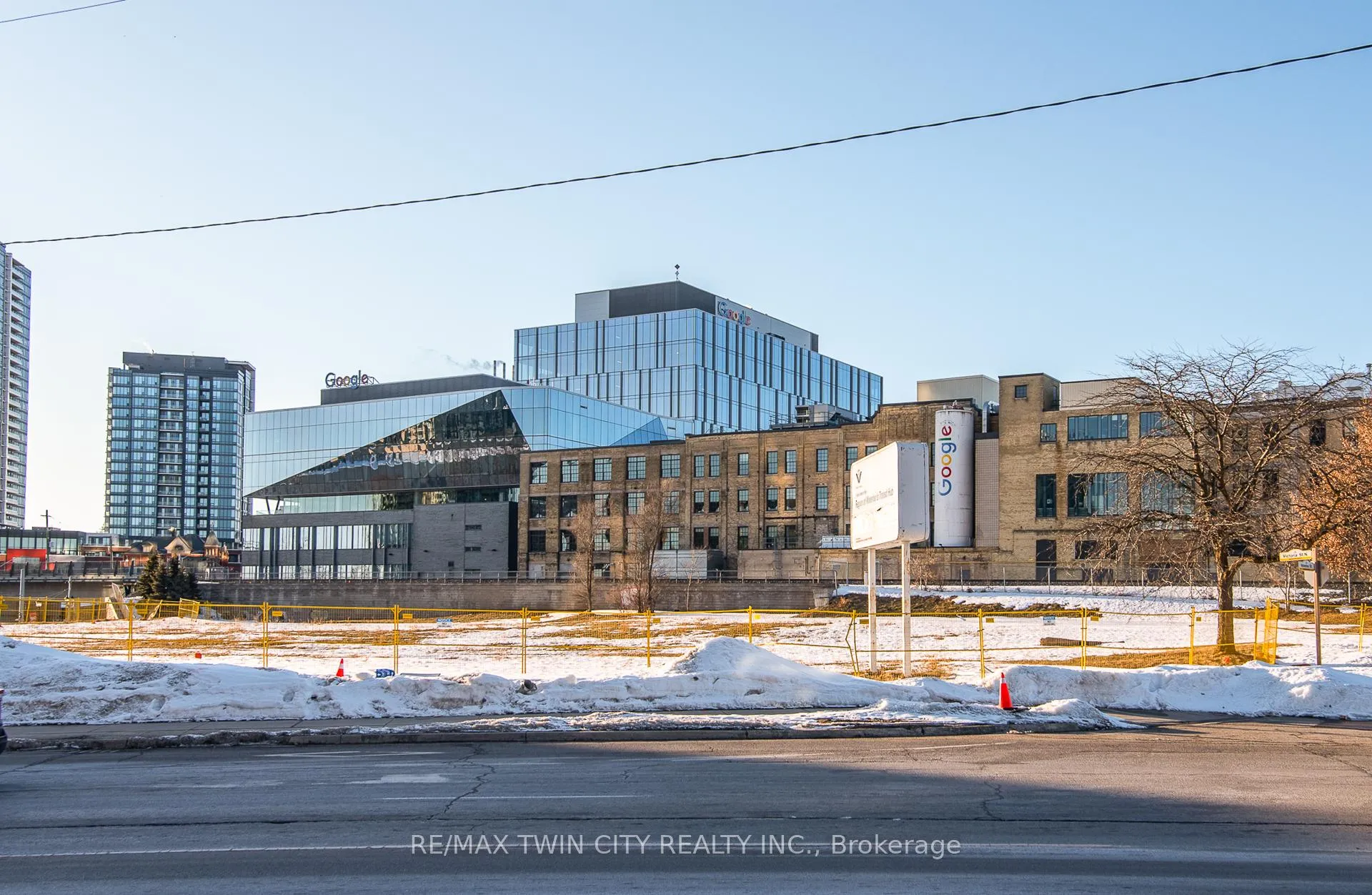 Photo 27 of Unit 104, 410 King Street W, Kitchener — HOMEH