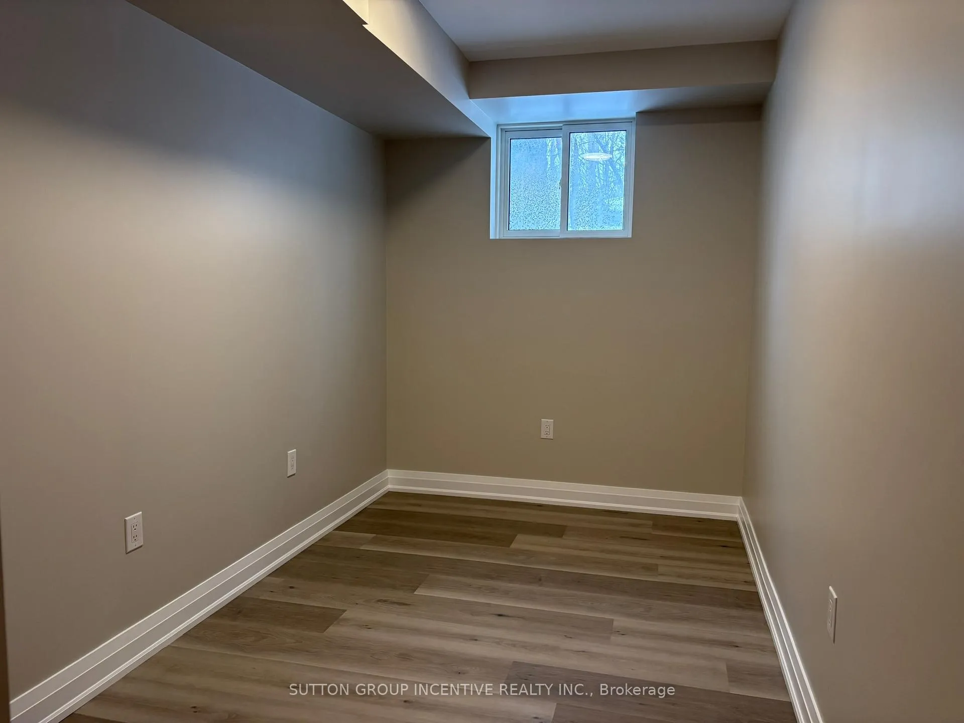 Photo 13 of Unit C, 1784 Big Bay Point Road, Innisfil, Rural Innisfil — HOMEH