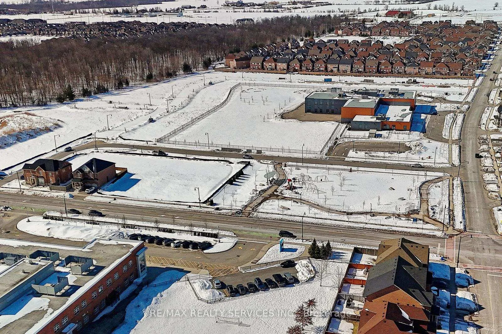 Photo 47 of 83 Kempenfelt Trail, Brampton, Northwest Brampton — HOMEH