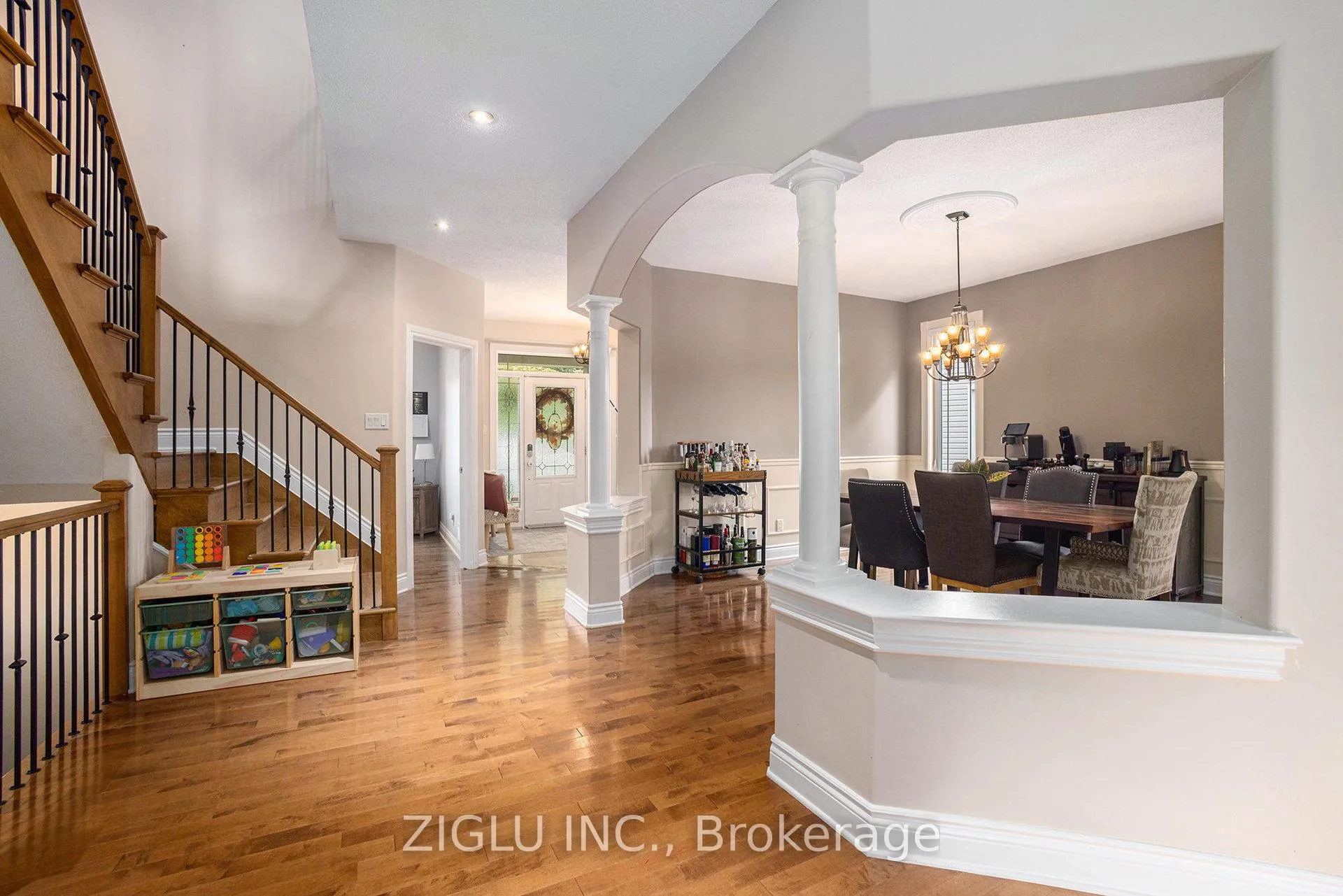 Photo 7 of 38 Oradea Crescent, Ottawa, Richmond — HOMEH