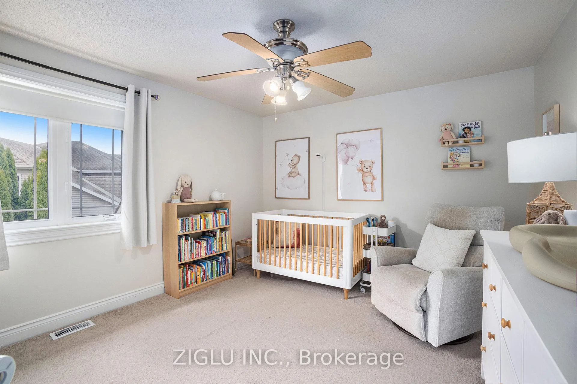 Photo 31 of 38 Oradea Crescent, Ottawa, Richmond — HOMEH
