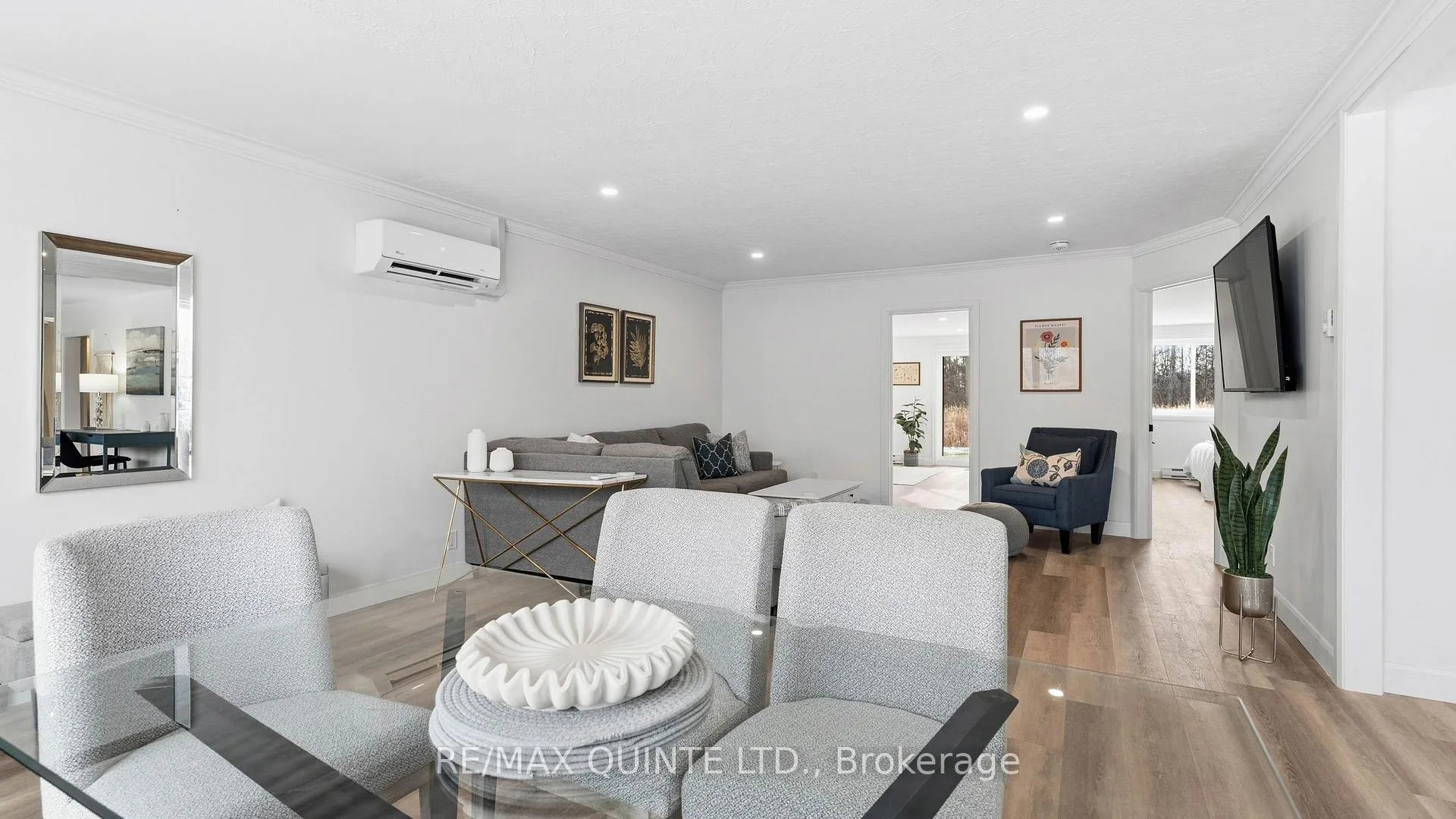 Photo 5 of Unit 3, 55 Ashley Street, Belleville, Thurlow Ward — HOMEH