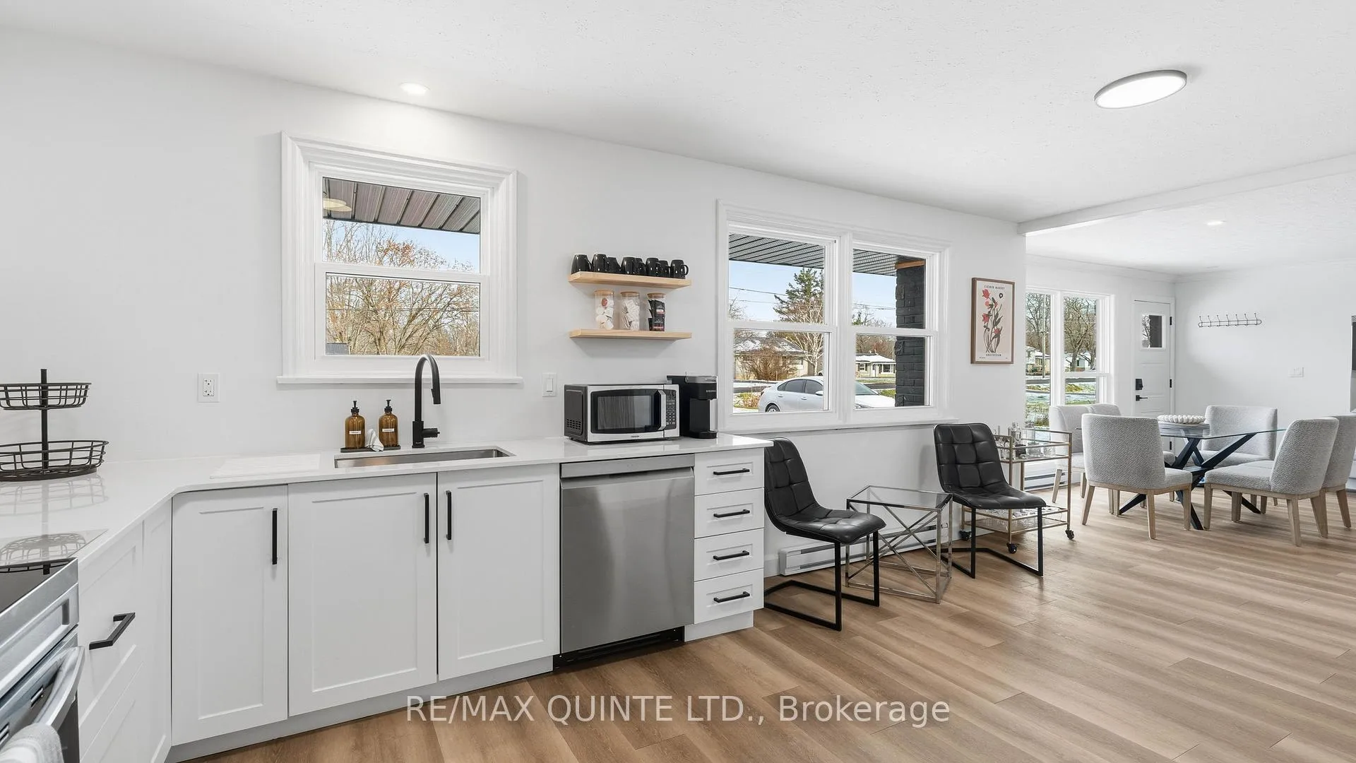 Photo 6 of Unit 3, 55 Ashley Street, Belleville, Thurlow Ward — HOMEH