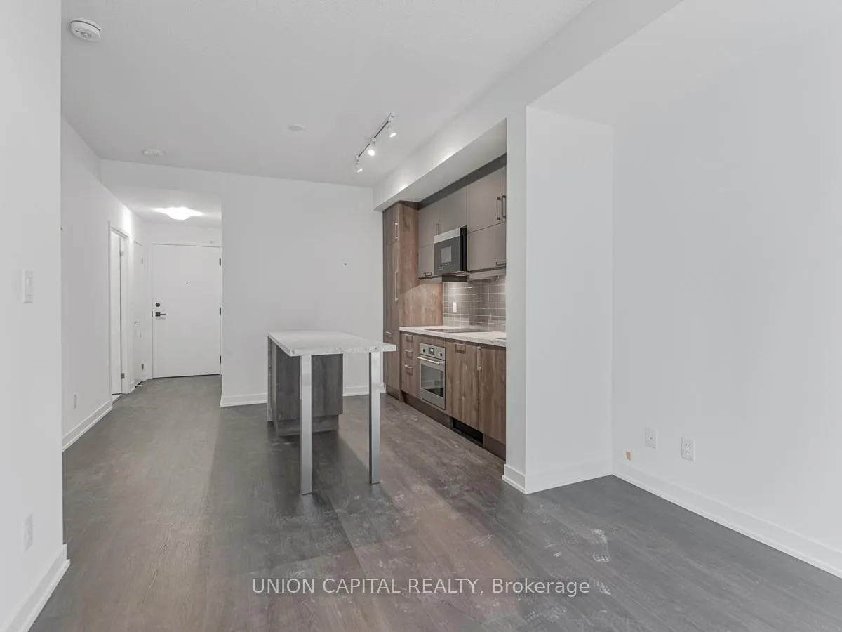 Photo 6 of Unit 1126, 8119 Birchmount Road, Markham, Unionville — HOMEH