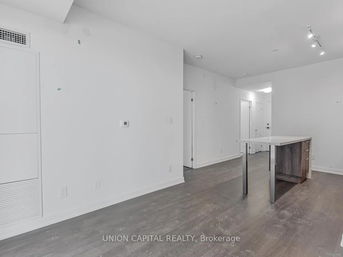 Photo 8 of Unit 1126, 8119 Birchmount Road, Markham, Unionville — HOMEH