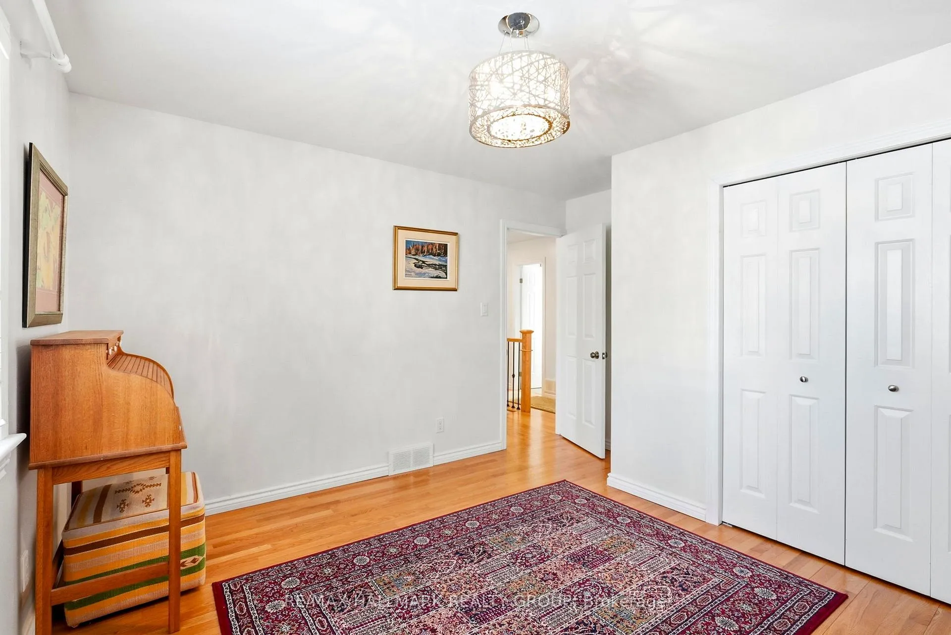 Photo 30 of 552 Wilkie Drive, Ottawa, Fallingbrook/Pineridge — HOMEH