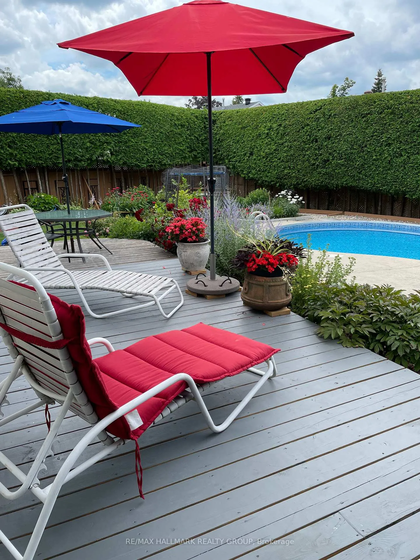 Photo 43 of 552 Wilkie Drive, Ottawa, Fallingbrook/Pineridge — HOMEH