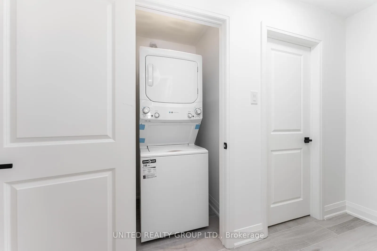 Photo 27 of Unit Main, 176 Letitia Street, Barrie, Letitia Heights — HOMEH
