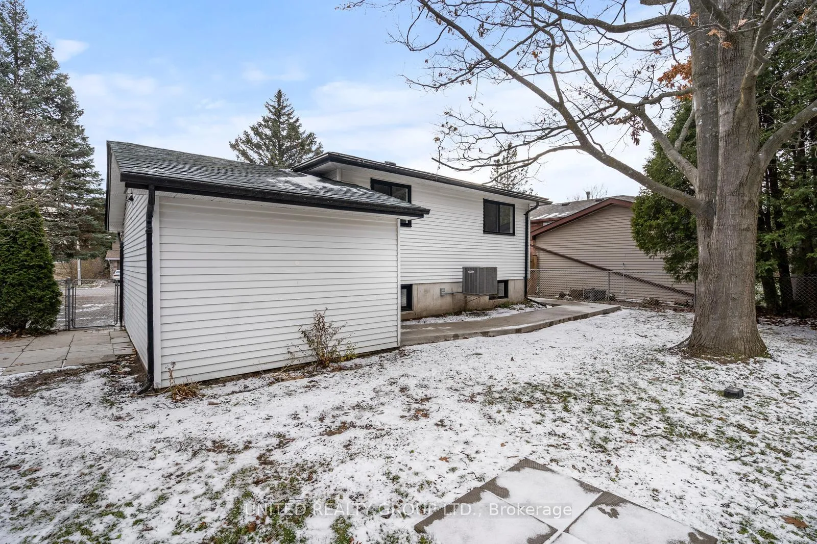 Photo 28 of Unit Main, 176 Letitia Street, Barrie, Letitia Heights — HOMEH