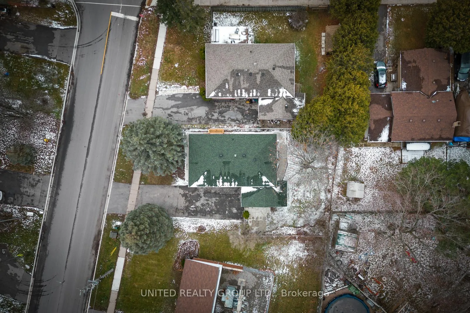 Photo 32 of Unit Main, 176 Letitia Street, Barrie, Letitia Heights — HOMEH