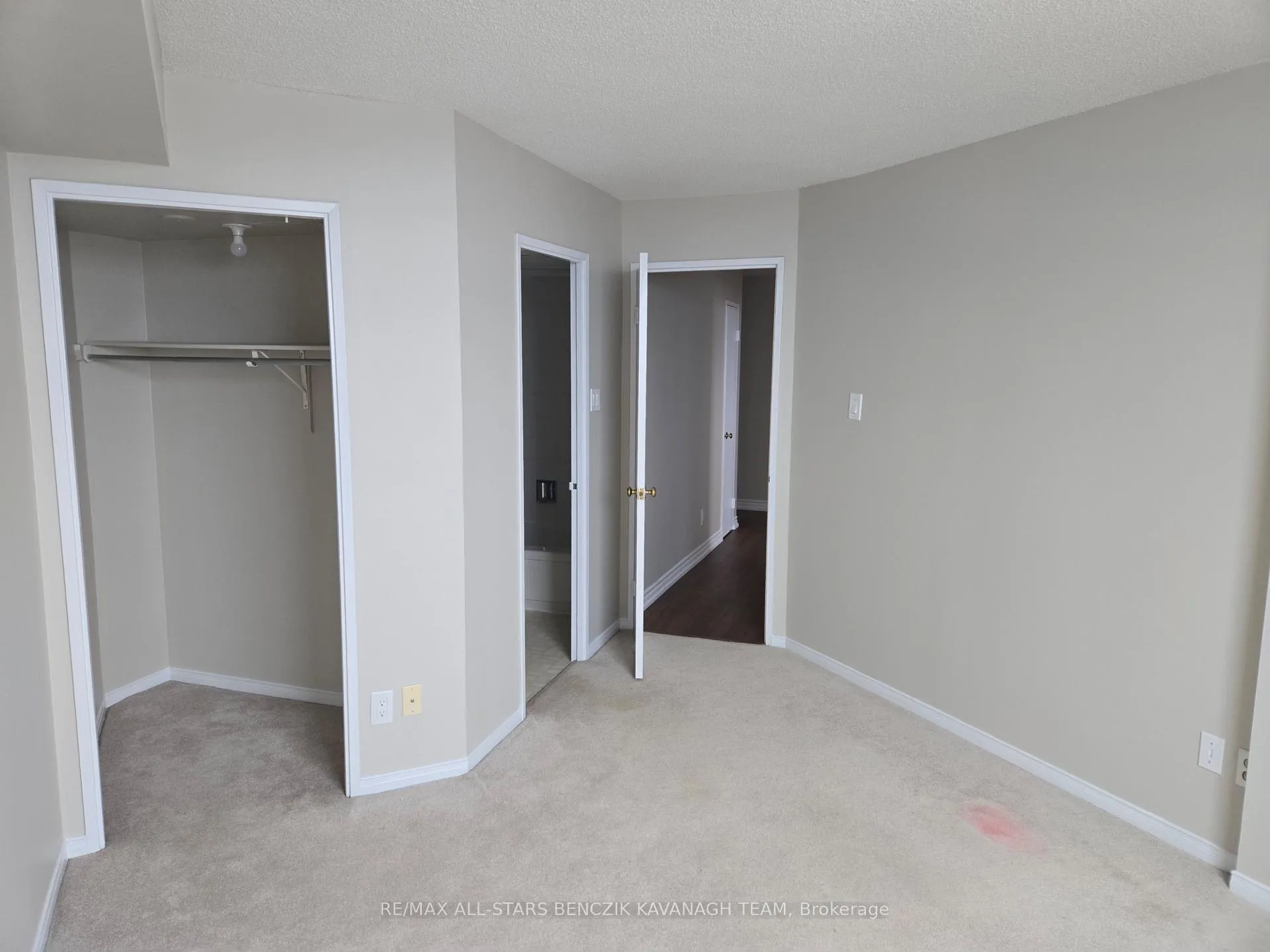 Photo 8 of Unit 902, 2 Westney Road, Ajax, Central West — HOMEH