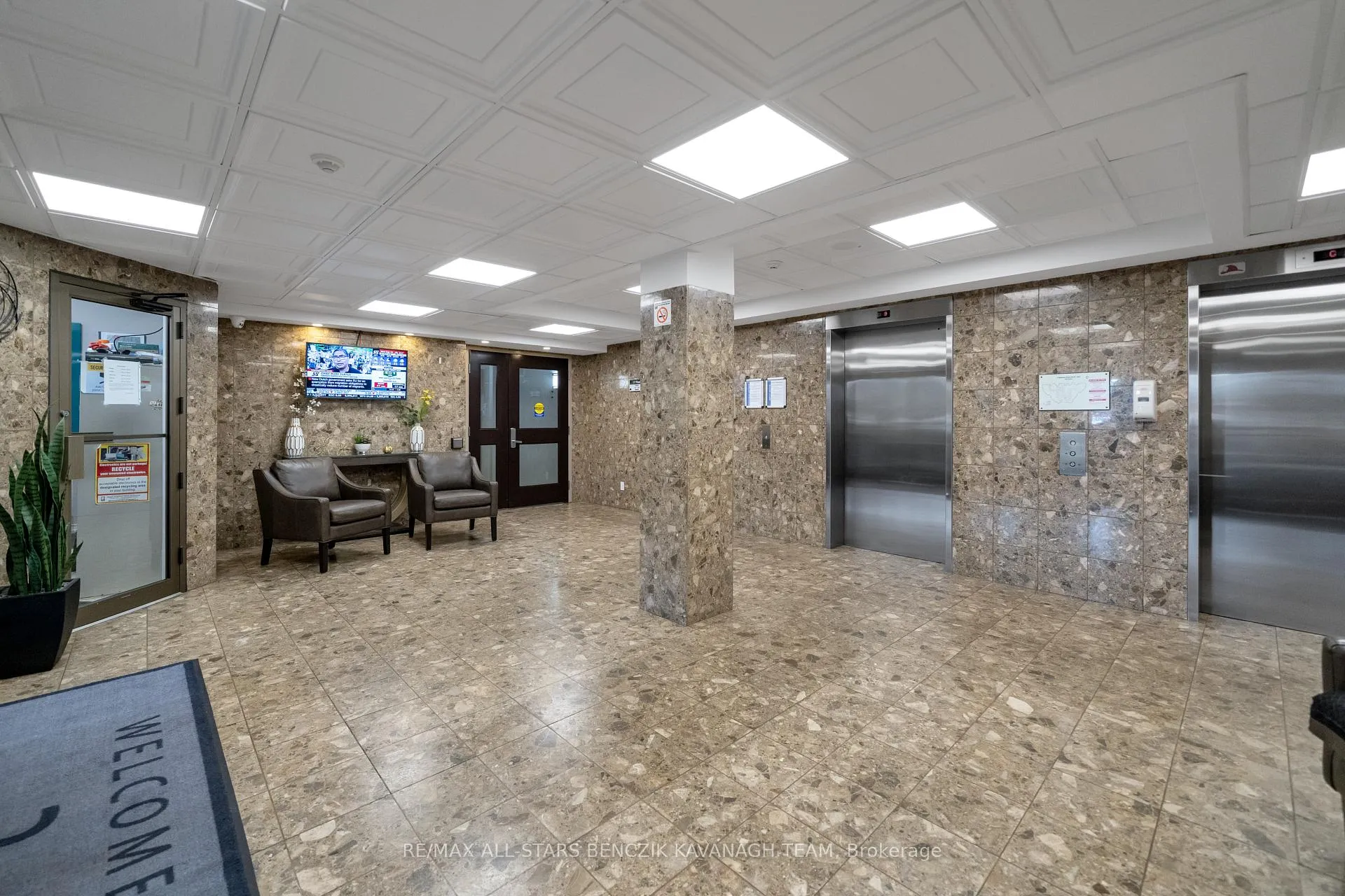 Photo 16 of Unit 902, 2 Westney Road, Ajax, Central West — HOMEH