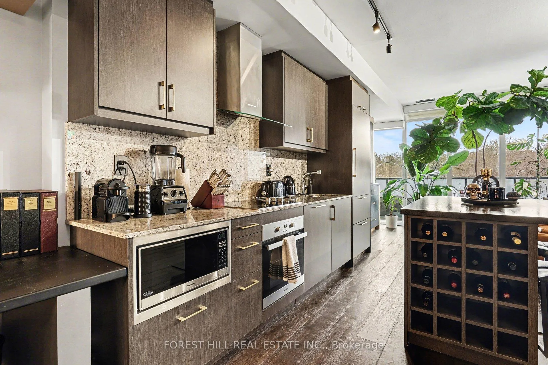 Photo 8 of Unit 406, 3018 Yonge Street, Toronto, Lawrence Park South — HOMEH