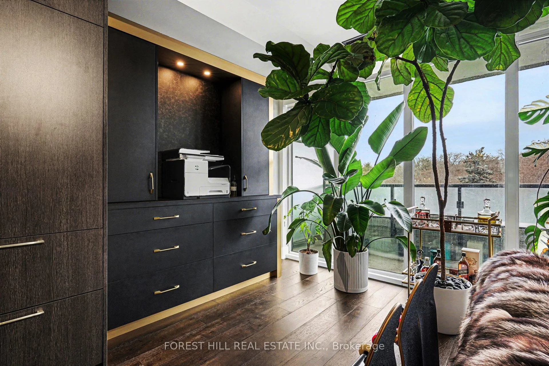 Photo 10 of Unit 406, 3018 Yonge Street, Toronto, Lawrence Park South — HOMEH