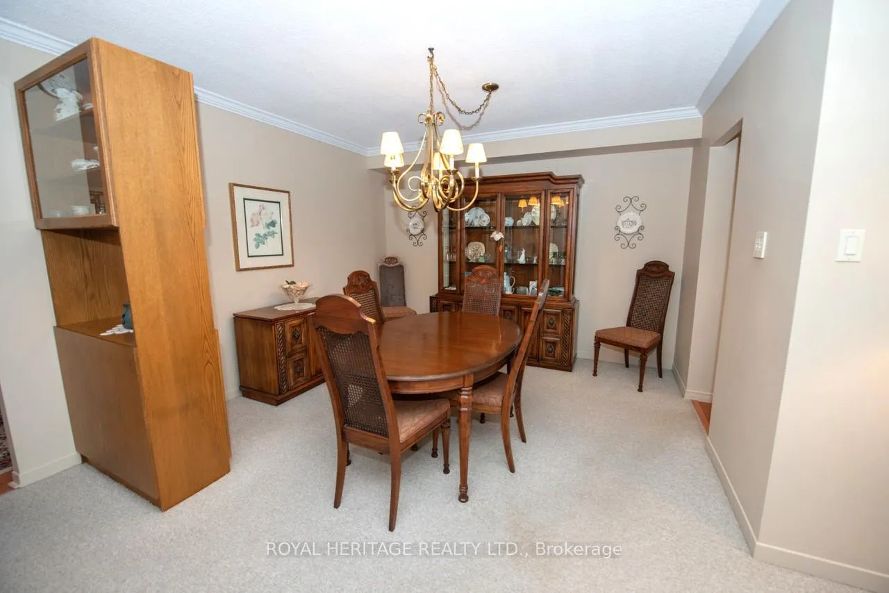 Photo 9 of Unit 709, 7811 Yonge Street, Markham, Thornhill — HOMEH
