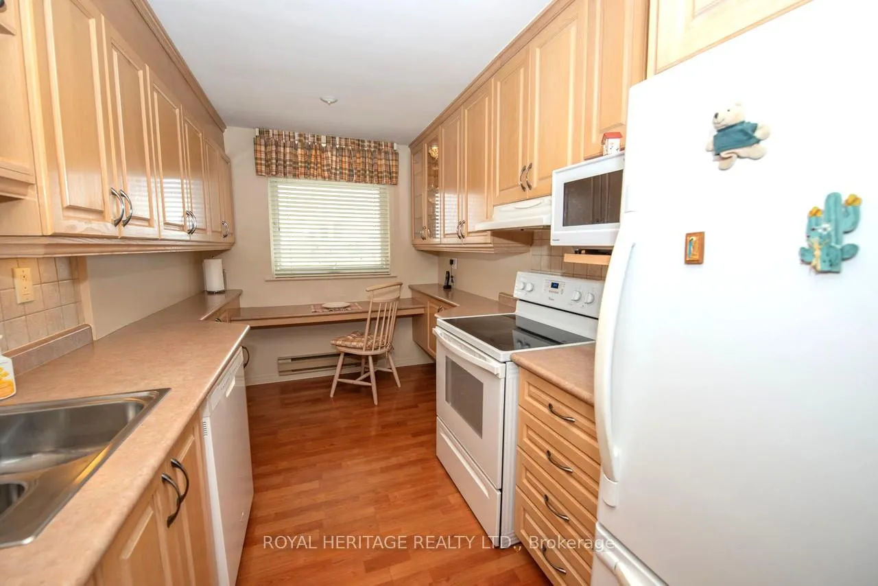 Photo 1 of Unit 709, 7811 Yonge Street, Markham, Thornhill — HOMEH