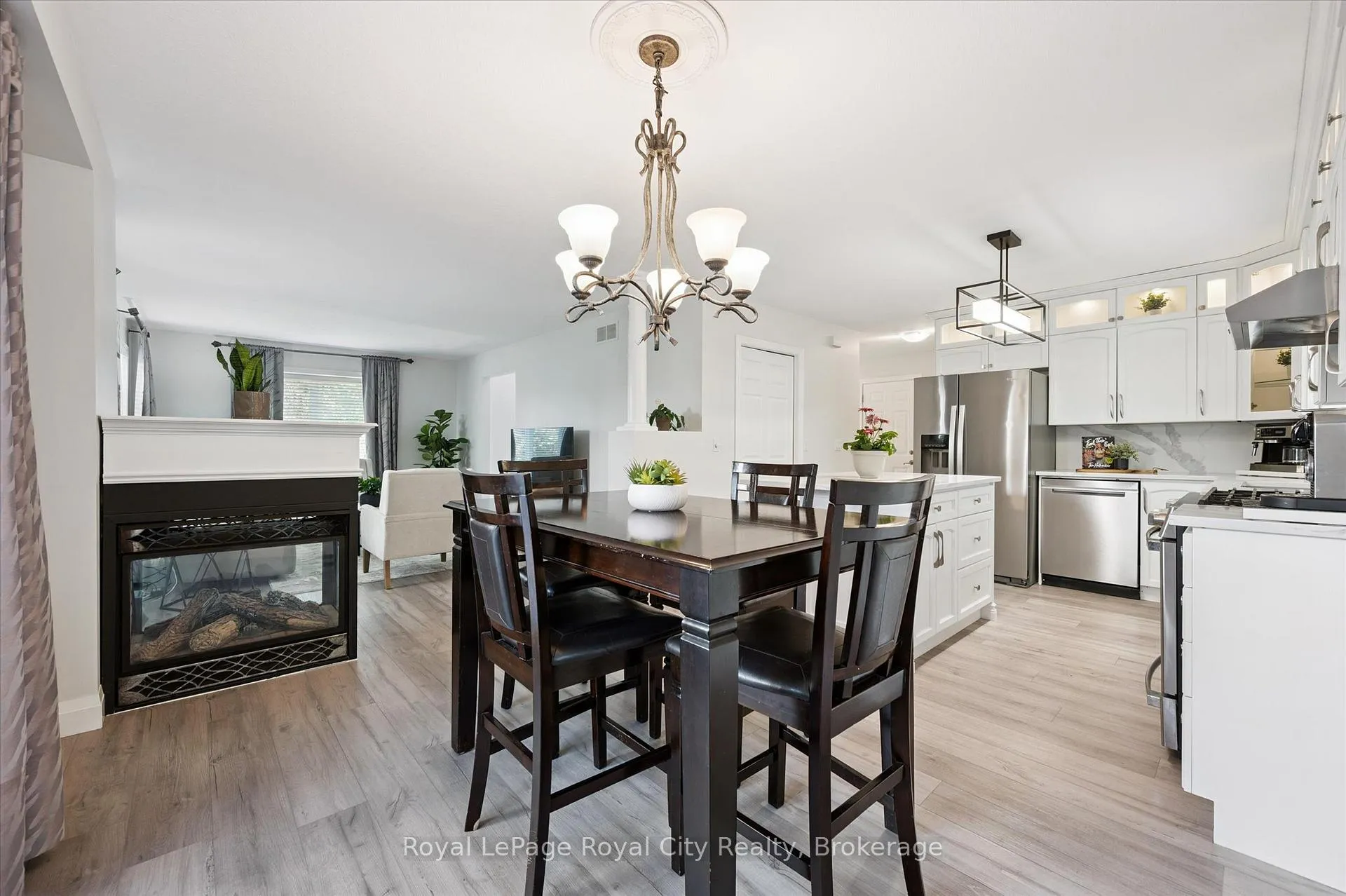 Photo 13 of 3 Pine Ridge Drive, Guelph, Pineridge/Westminster Woods — HOMEH