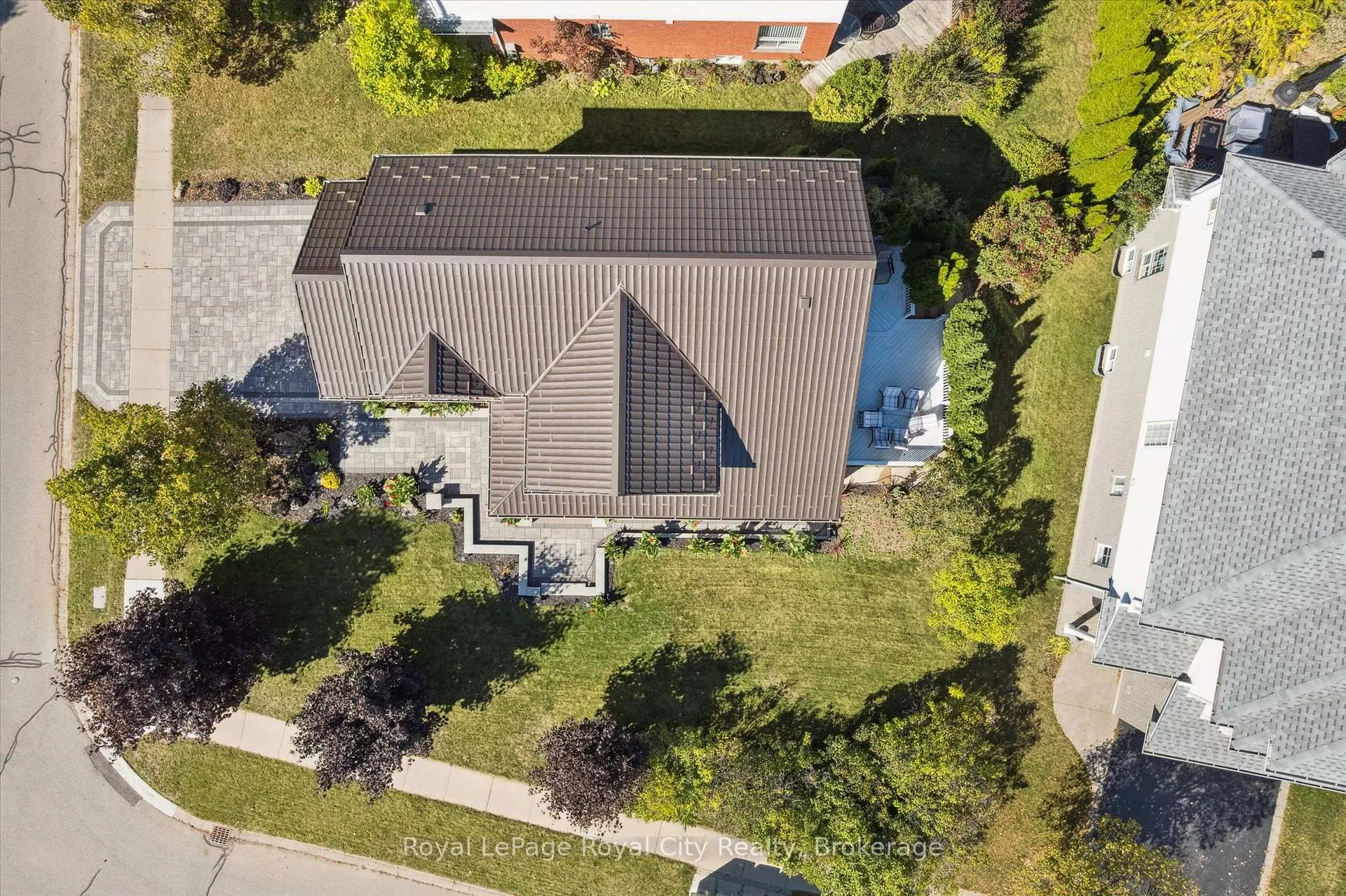 Photo 35 of 3 Pine Ridge Drive, Guelph, Pineridge/Westminster Woods — HOMEH