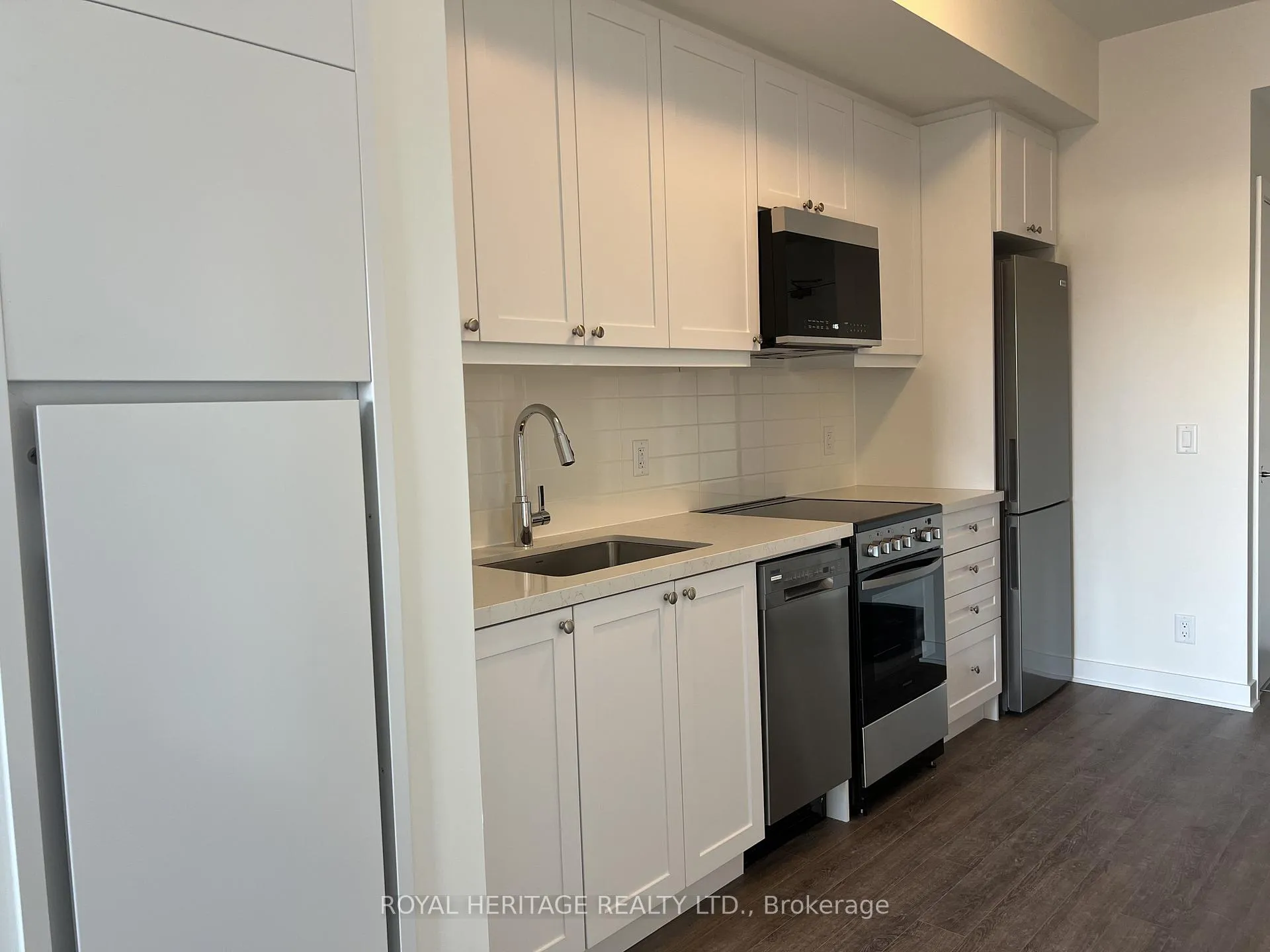 Photo 4 of Unit 413, 51 Clarington Boulevard, Clarington, Rural Clarington — HOMEH