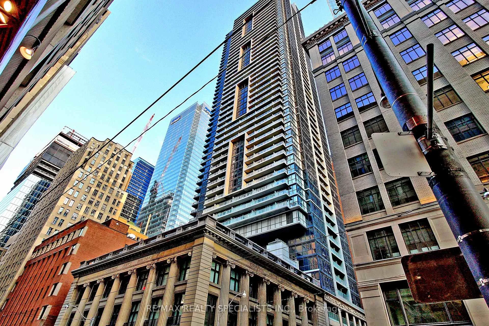 Front of Unit 5312, 70 Temperance Street
