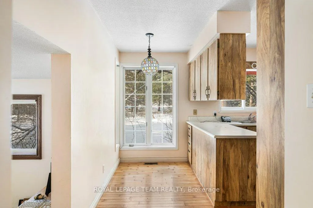 Photo 7 of 3725 Armitage Avenue, Ottawa, Dunrobin Shores — HOMEH