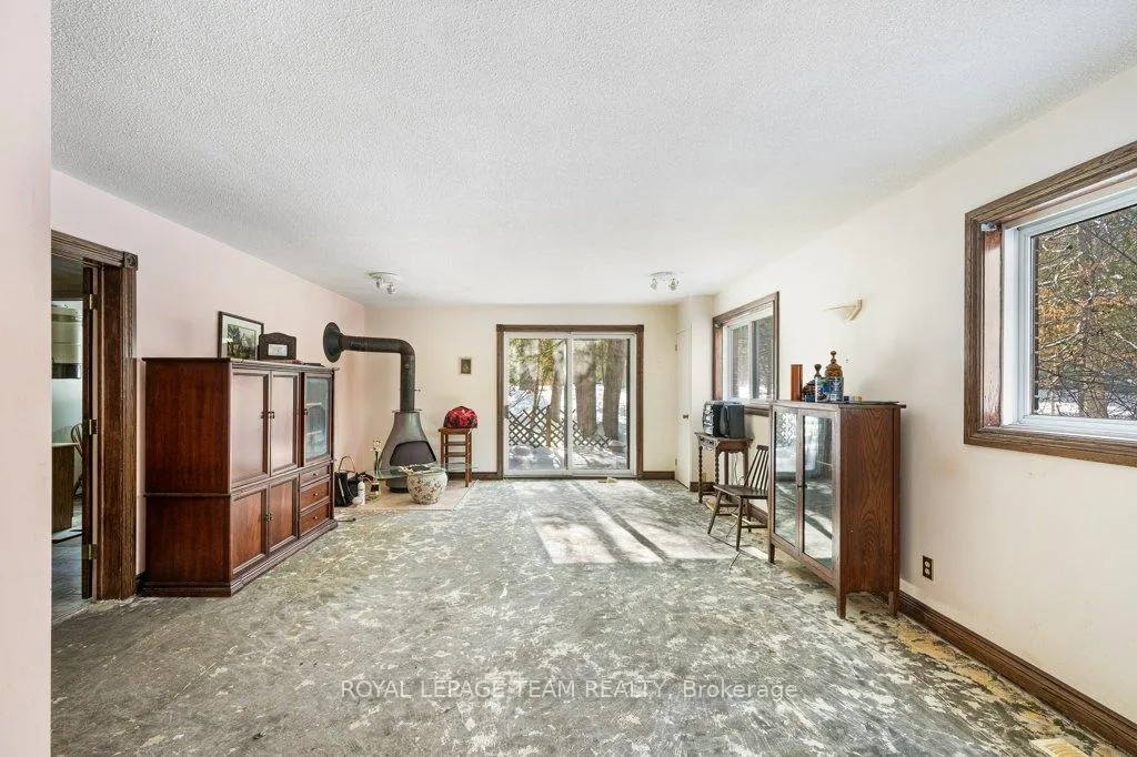 Photo 10 of 3725 Armitage Avenue, Ottawa, Dunrobin Shores — HOMEH
