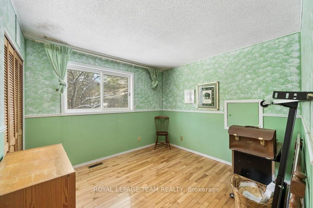 Photo 13 of 3725 Armitage Avenue, Ottawa, Dunrobin Shores — HOMEH
