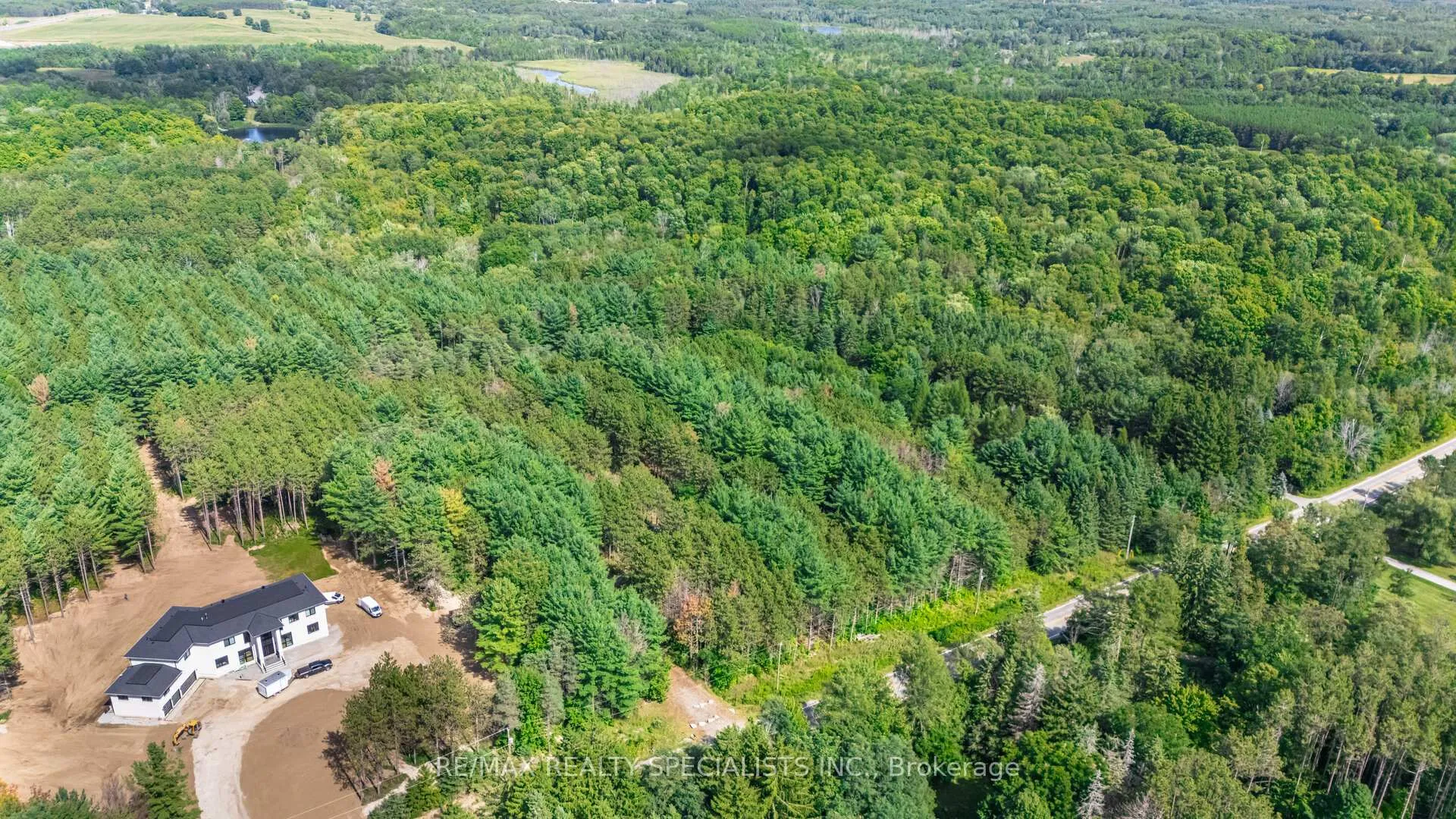 Photo 3 of 18711 The Gore Road, Caledon, Rural Caledon — HOMEH