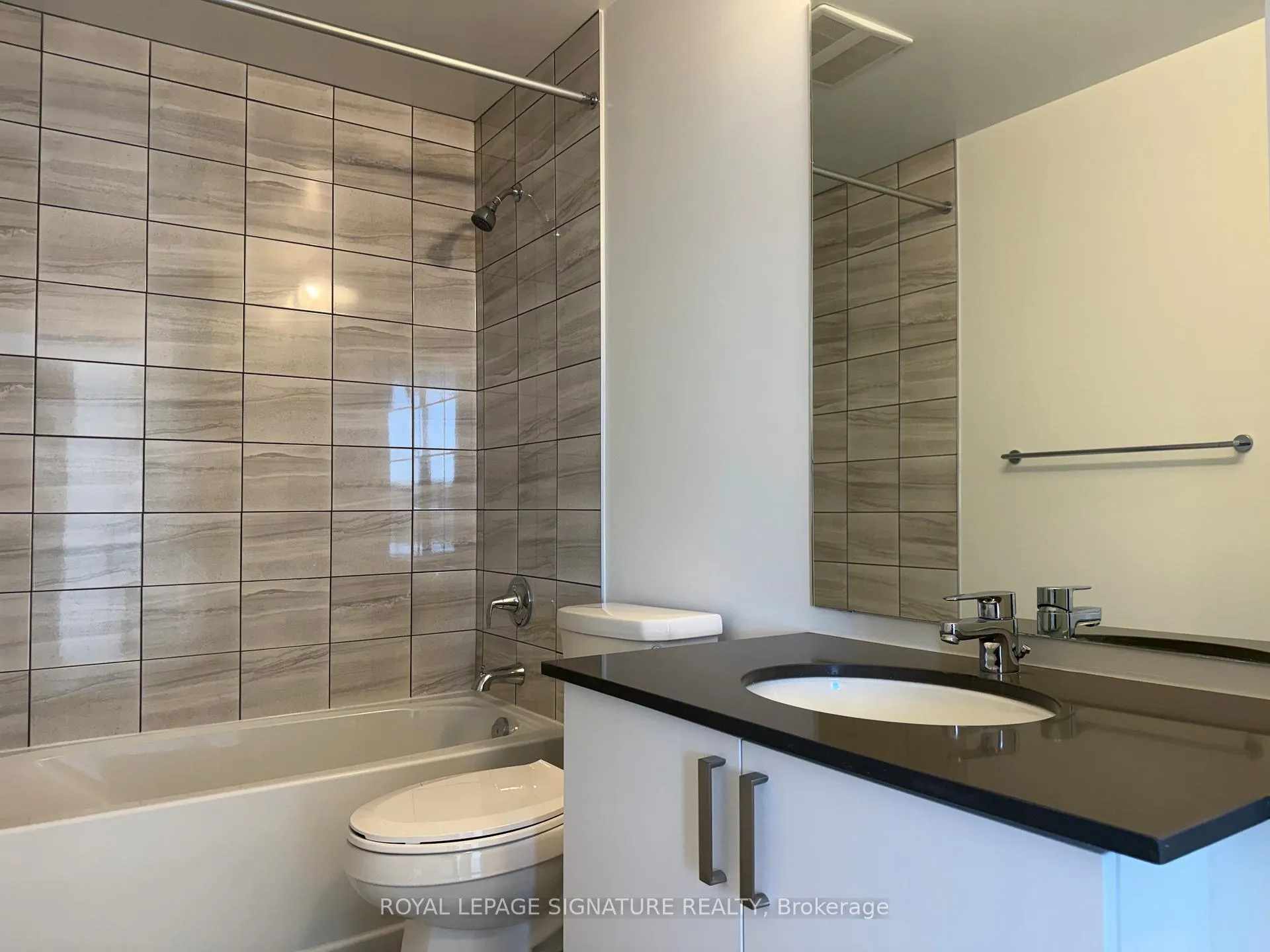 Photo 12 of Unit 203, 1010 Sandy Beach Road, Pickering, Bay Ridges — HOMEH
