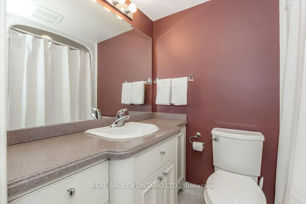 Photo 11 of Unit 208, 181 Collier Street, Barrie, North Shore — HOMEH