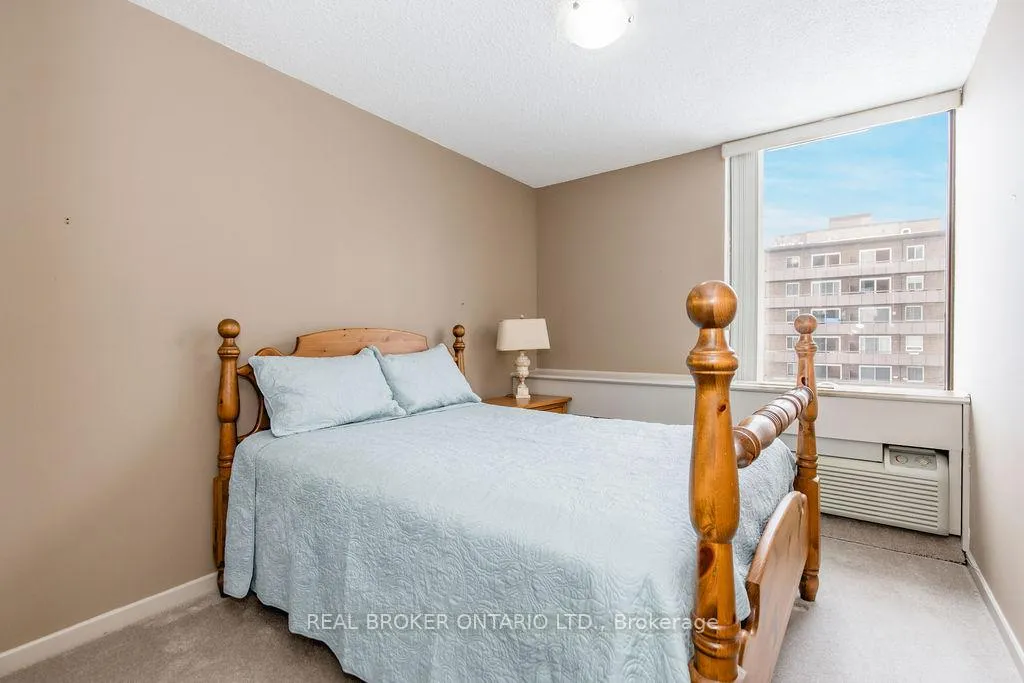 Photo 13 of Unit 208, 181 Collier Street, Barrie, North Shore — HOMEH
