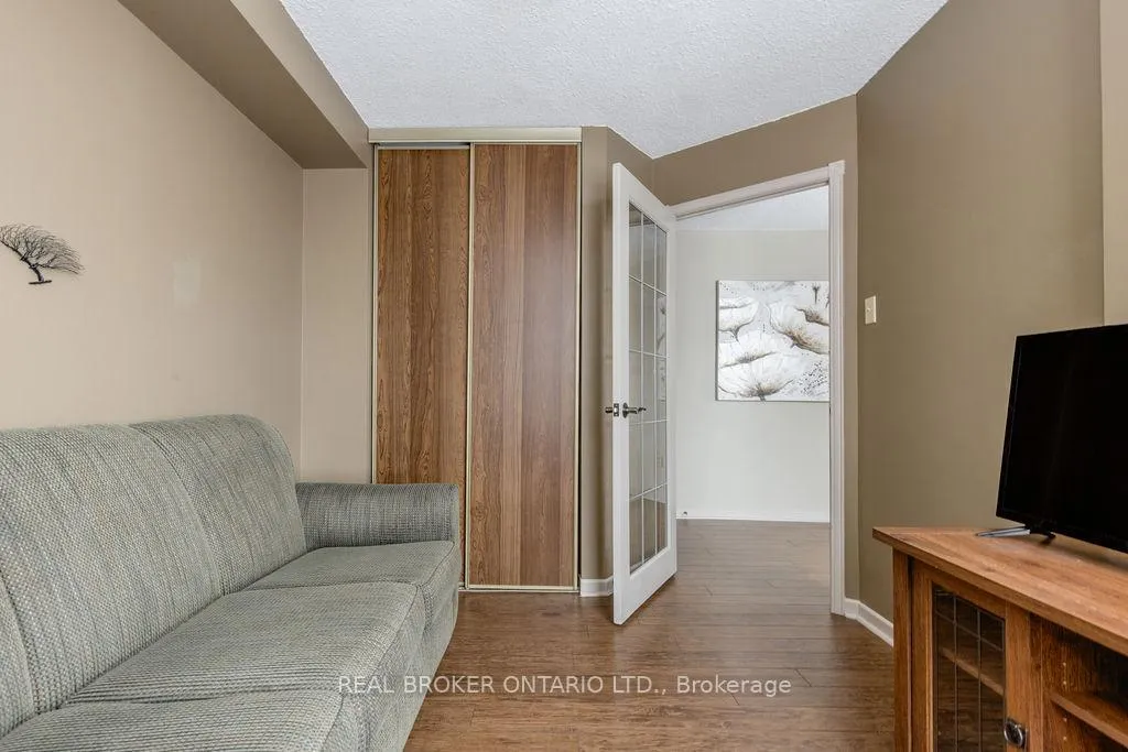 Photo 16 of Unit 208, 181 Collier Street, Barrie, North Shore — HOMEH
