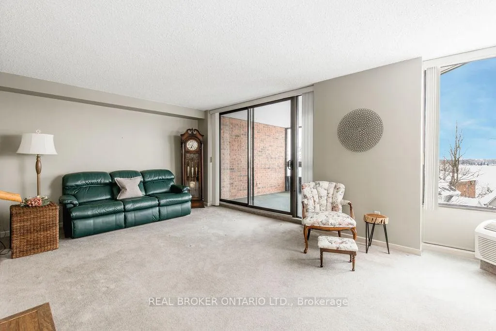 Photo 27 of Unit 208, 181 Collier Street, Barrie, North Shore — HOMEH