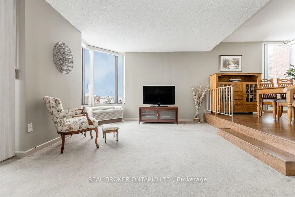 Photo 29 of Unit 208, 181 Collier Street, Barrie, North Shore — HOMEH