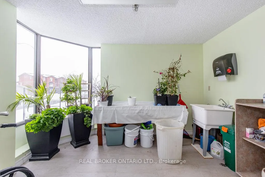 Photo 47 of Unit 208, 181 Collier Street, Barrie, North Shore — HOMEH