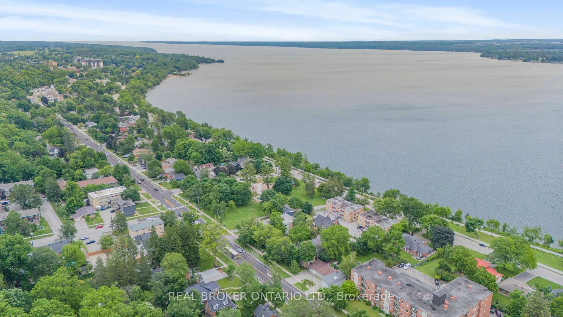 Photo 48 of Unit 208, 181 Collier Street, Barrie, North Shore — HOMEH