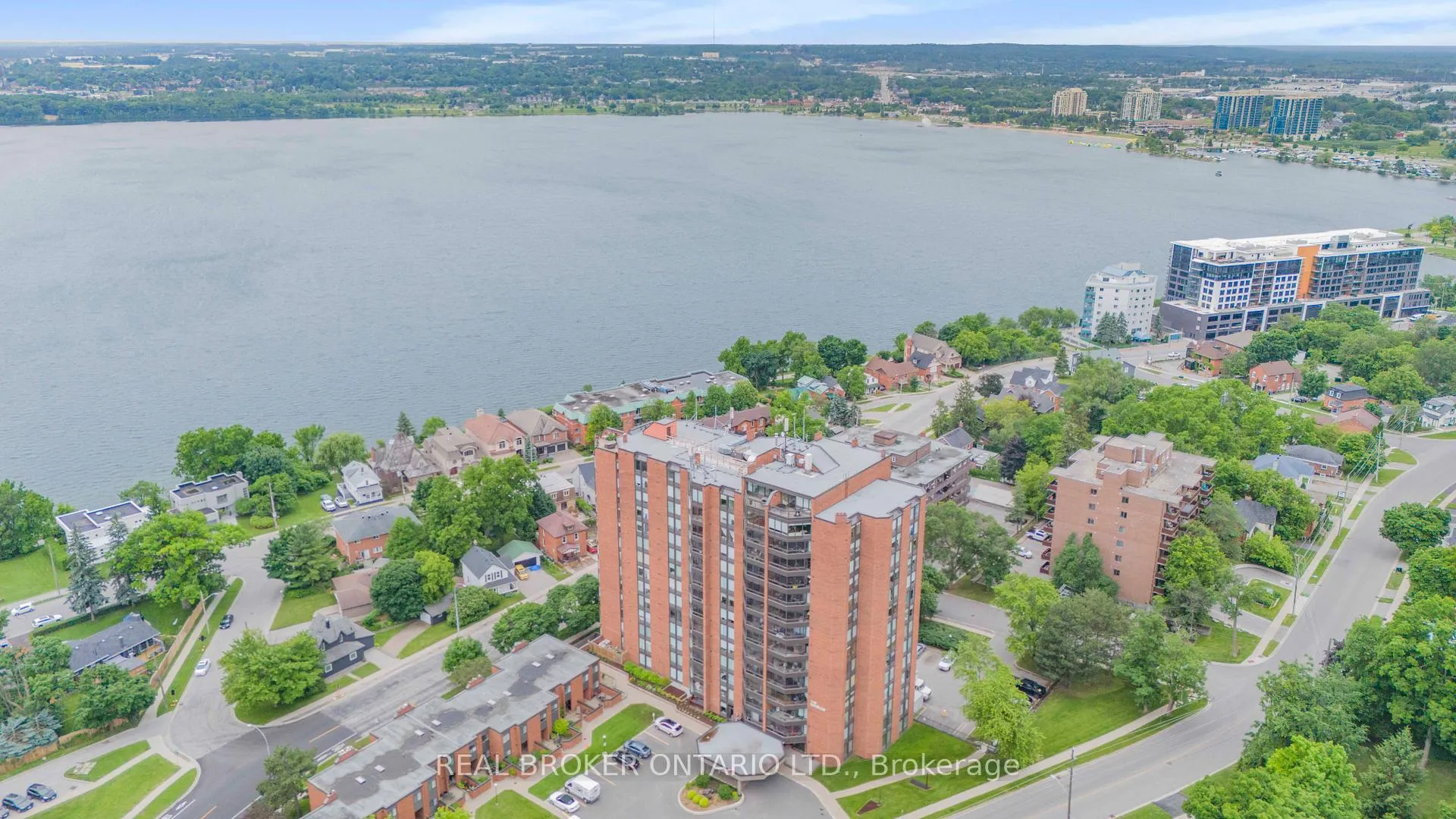 Photo 49 of Unit 208, 181 Collier Street, Barrie, North Shore — HOMEH