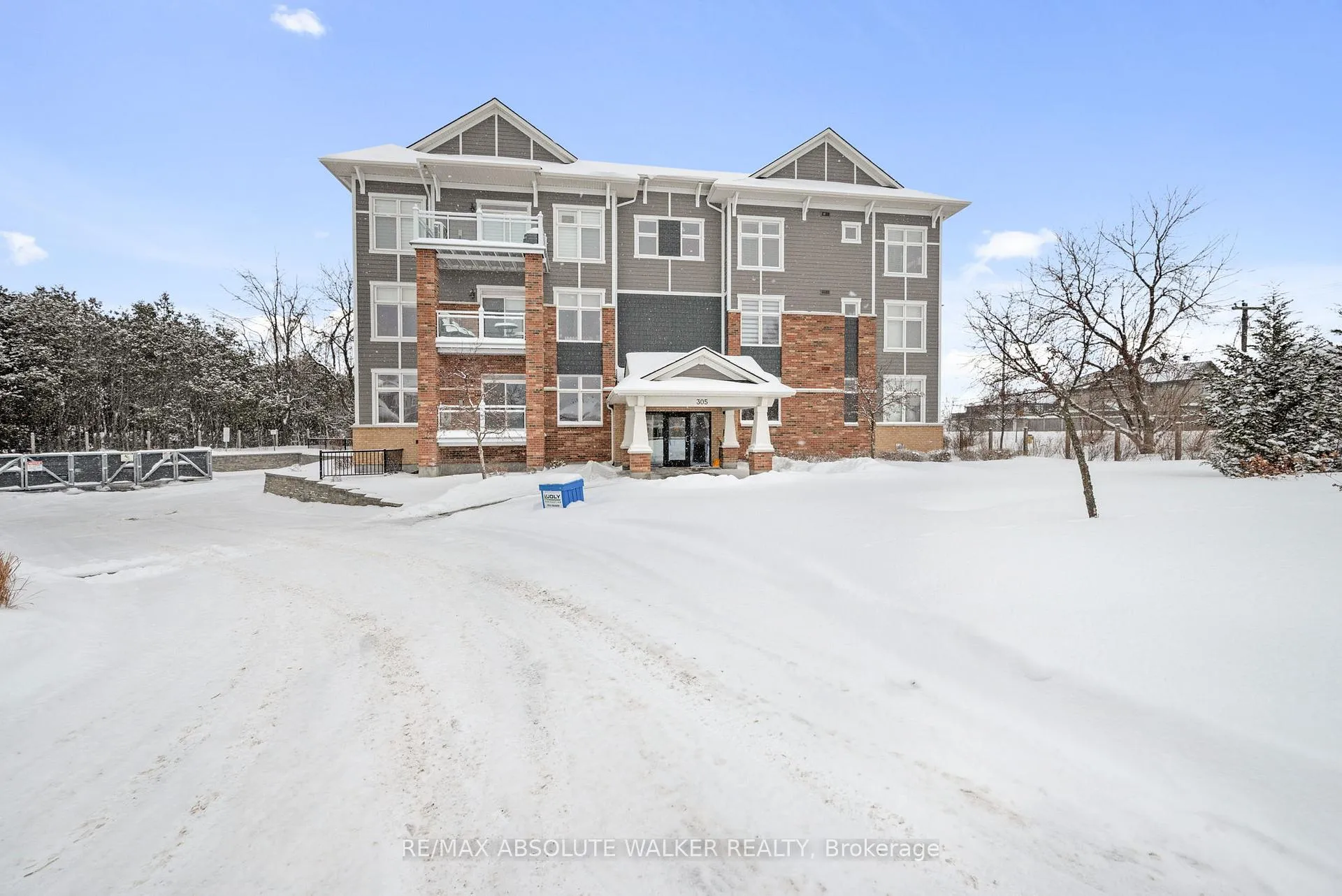 Front of Unit 101, 305 Elizabeth Cosgrove Private