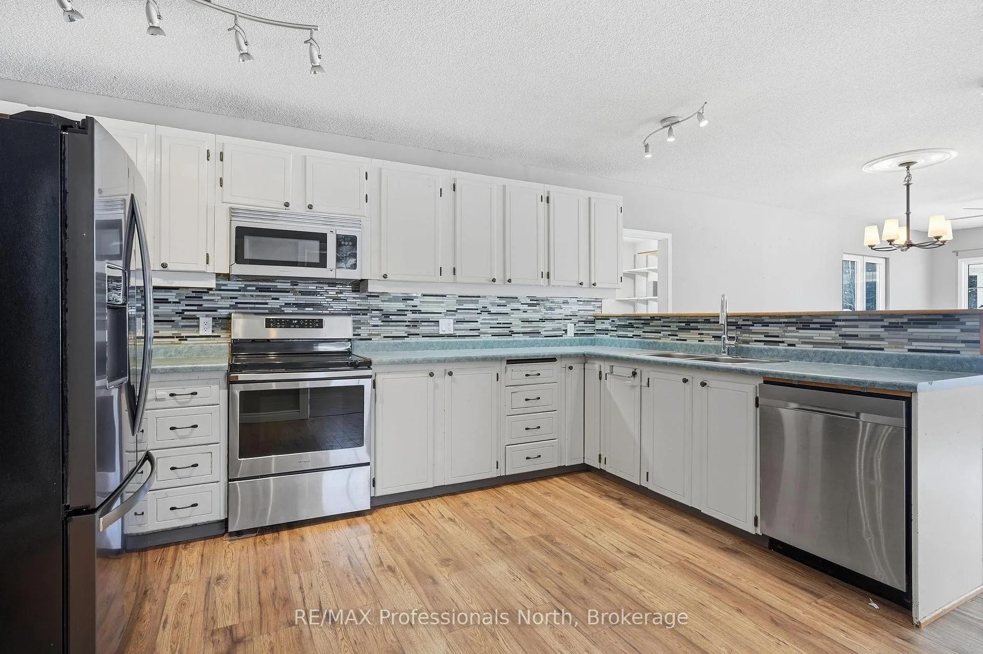 Photo 13 of 1003 Settlers Lane, Bracebridge, Macaulay — HOMEH