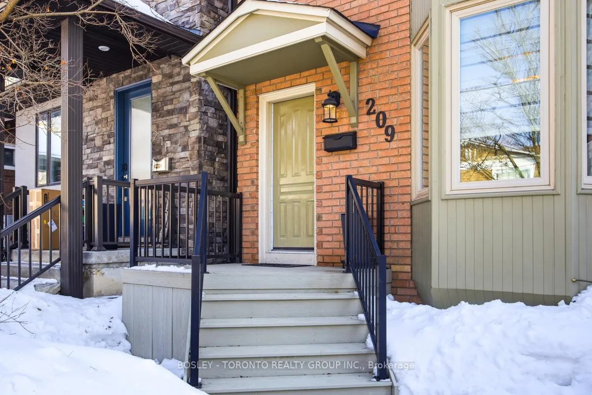 Photo 2 of 209 Springdale Boulevard, Toronto, Danforth Village-East York — HOMEH