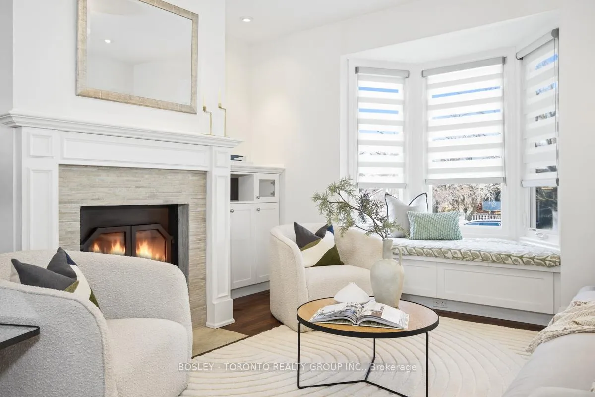 Photo 4 of 209 Springdale Boulevard, Toronto, Danforth Village-East York — HOMEH