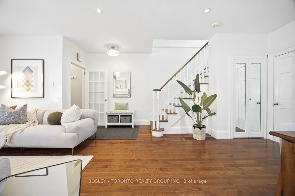 Photo 9 of 209 Springdale Boulevard, Toronto, Danforth Village-East York — HOMEH