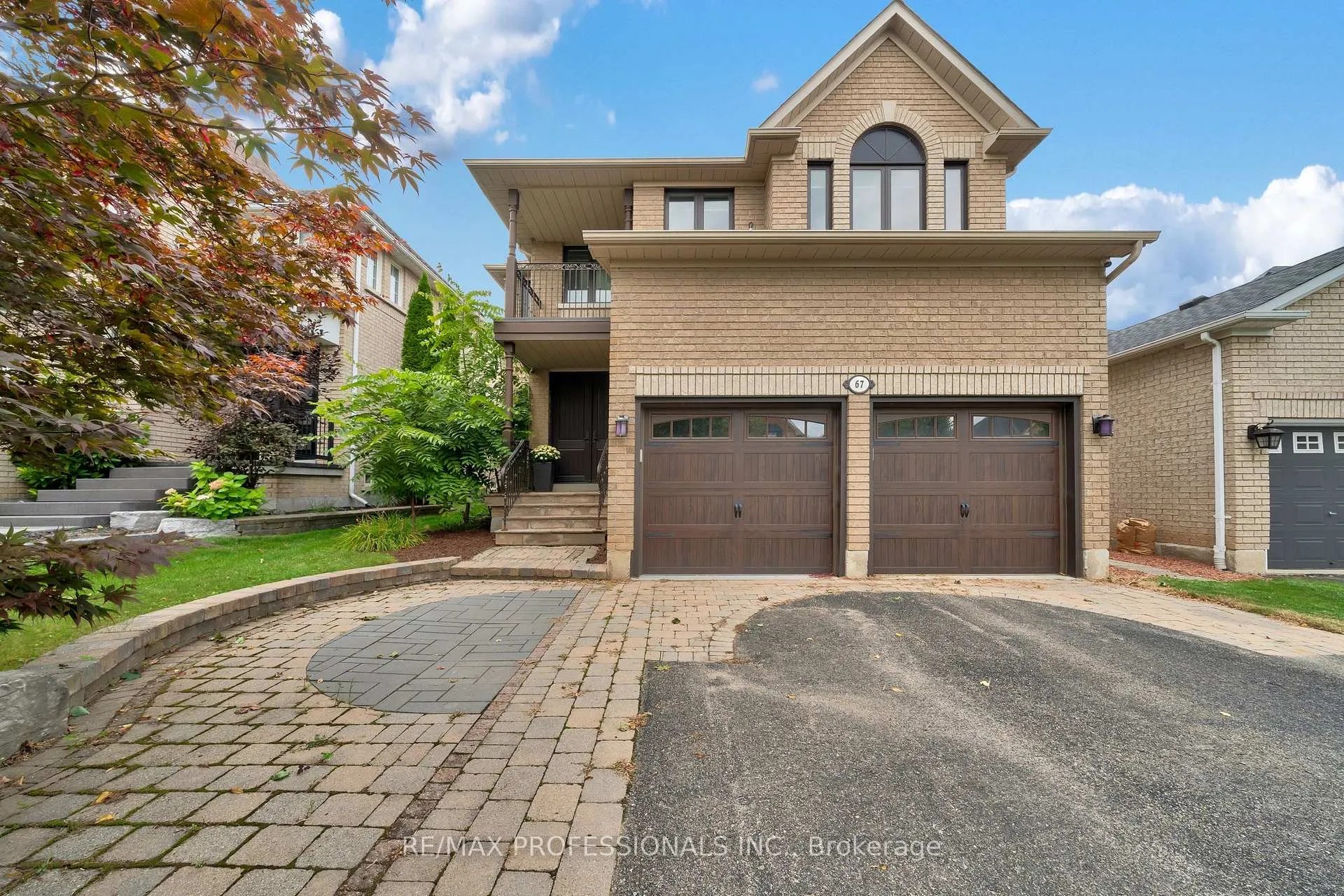 Photo 1 of 67 Chaplin Crescent, Halton Hills, Georgetown — HOMEH